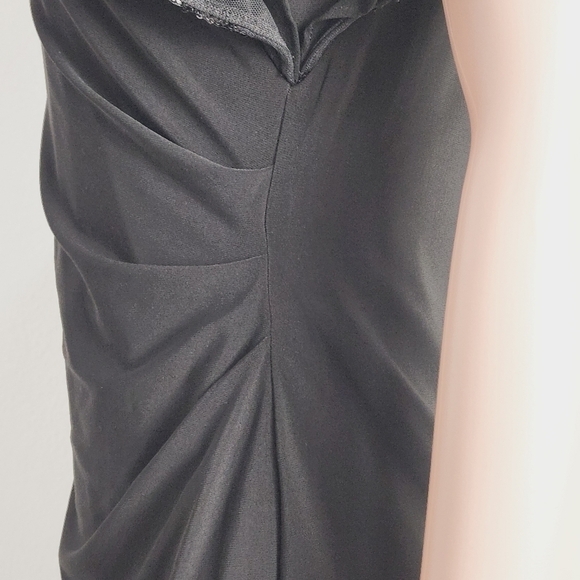 LAUREN Ralph Lauren Embellished Flutter-Sleeve Jersey Shift Dress Size: 12P - Picture 5 of 11